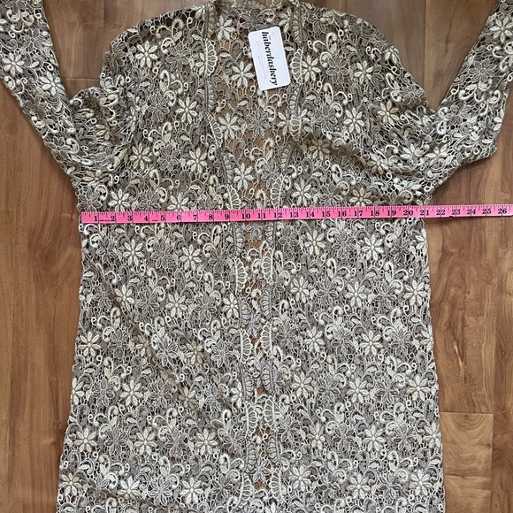 Shimmery Champagne Floral Crochet Long Sleeve Fancy Cardigan - Picture 3 of 6
